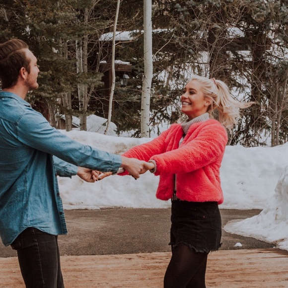 Pink fluffy jacket - Picture 3 of 4